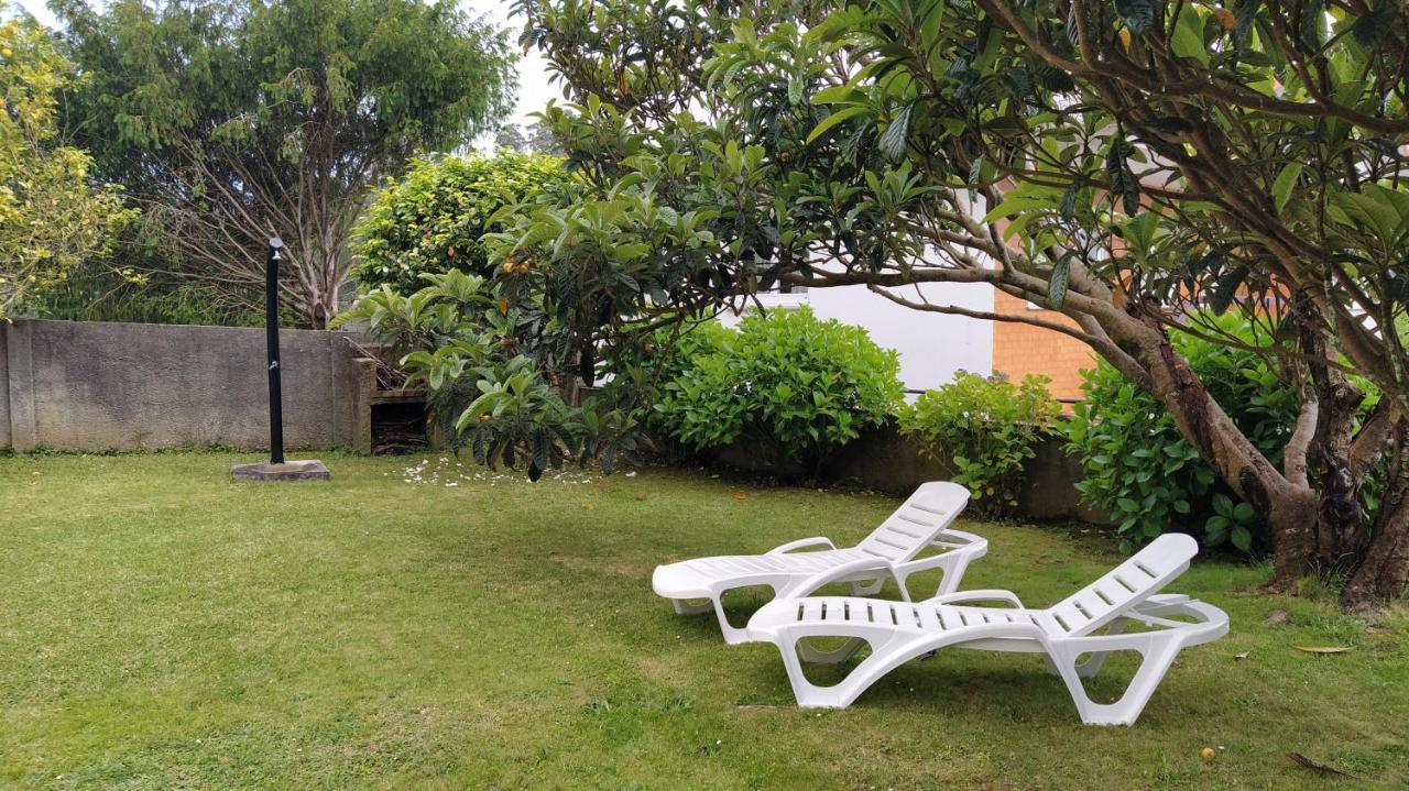 Casa Con Jardin En La Playa De Almieiras Villa Fene Bagian luar foto