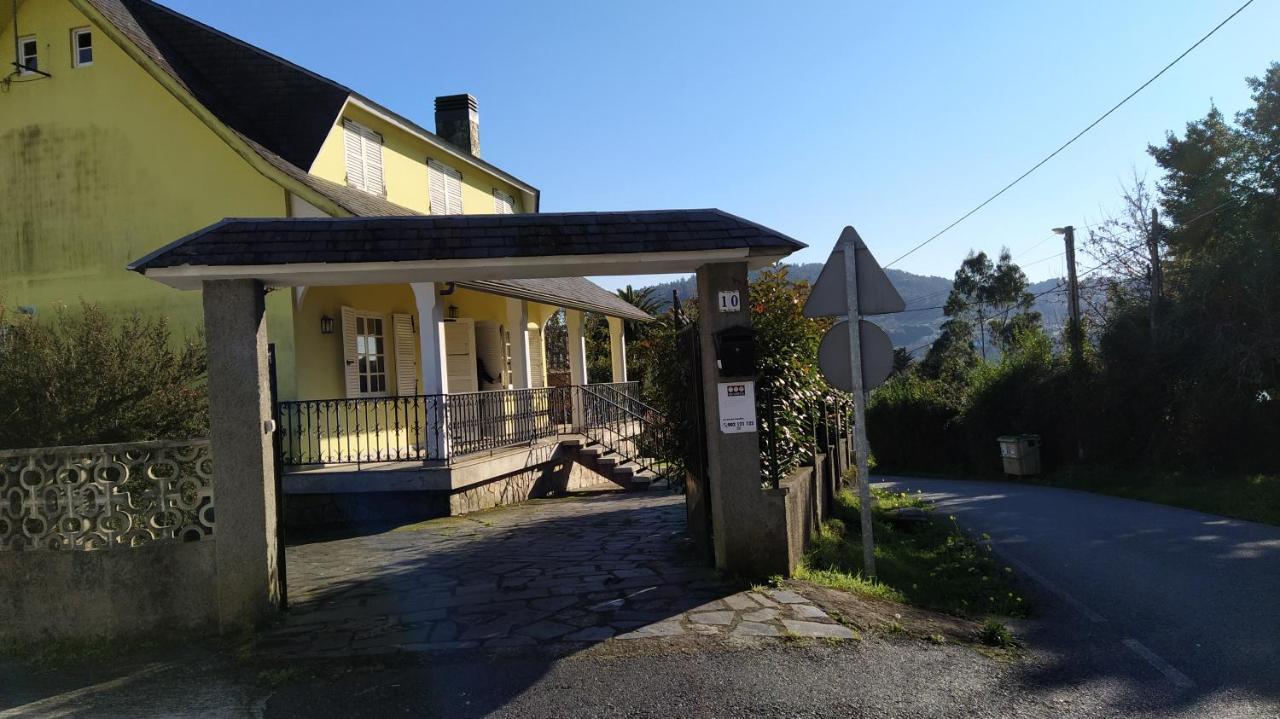 Casa Con Jardin En La Playa De Almieiras Villa Fene Bagian luar foto